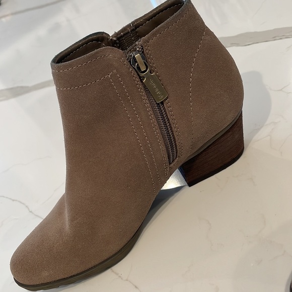 Blondo suede ankle boots - Picture 2 of 7